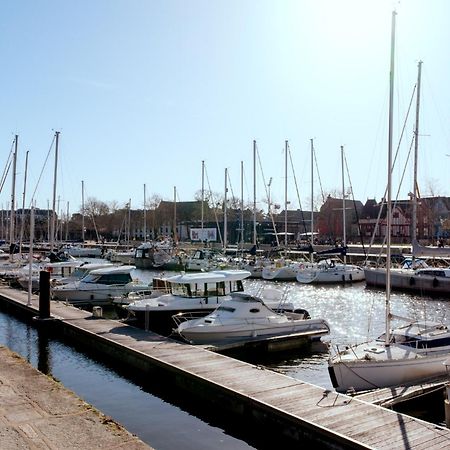Appartement Sur Le Port De Vannes Exterior photo